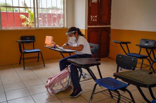 Los alumnos que se encuentren inscritos en centros pertenecientes a las alcaldías de Álvaro Obregón, Azcapotzalco, Benito Juárez y Coyoacán podrán ser los primeros en realizar su registro. Los alumnos que se encuentren inscritos en centros pertenecientes a las alcaldías de Álvaro Obregón, Azcapotzalco, Benito Juárez y Coyoacán podrán ser los primeros en realizar su registro.