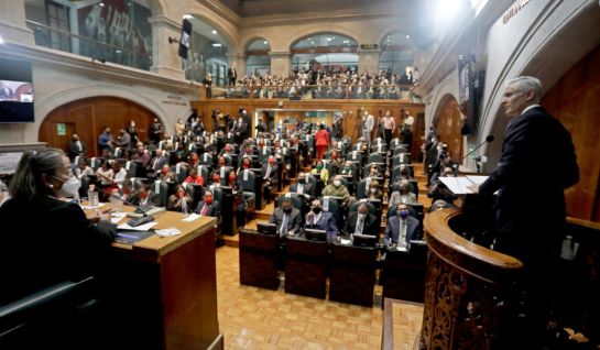 En la Cámara de Diputados del Estado de México, el mandatario estatal señaló que las circunstancias actuales que se viven derivado de la pandemia de COVID-19 En la Cámara de Diputados del Estado de México, el mandatario estatal señaló que las circunstancias actuales que se viven derivado de la pandemia de COVID-19
