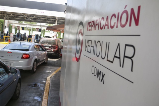 Tiene un costo de 567 pesos y para realizar la cita la puedes hacer en la pagina oficial de Sedema Tiene un costo de 567 pesos y para realizar la cita la puedes hacer en la pagina oficial de Sedema