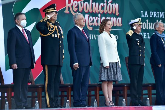 AMLO conmemora el 111 aniversario de la Revolución Mexicana AMLO conmemora el 111 aniversario de la Revolución Mexicana