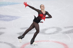 Kamila Valieva, primera mujer en hacer salto cuádruple en JJ.OO de Invierno Kamila Valieva, primera mujer en hacer salto cuádruple en JJ.OO de Invierno