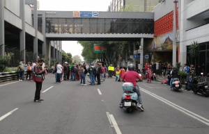 Bloqueos y marchas provocan caos vial en varios puntos de CDMX Bloqueos y marchas provocan caos vial en varios puntos de CDMX