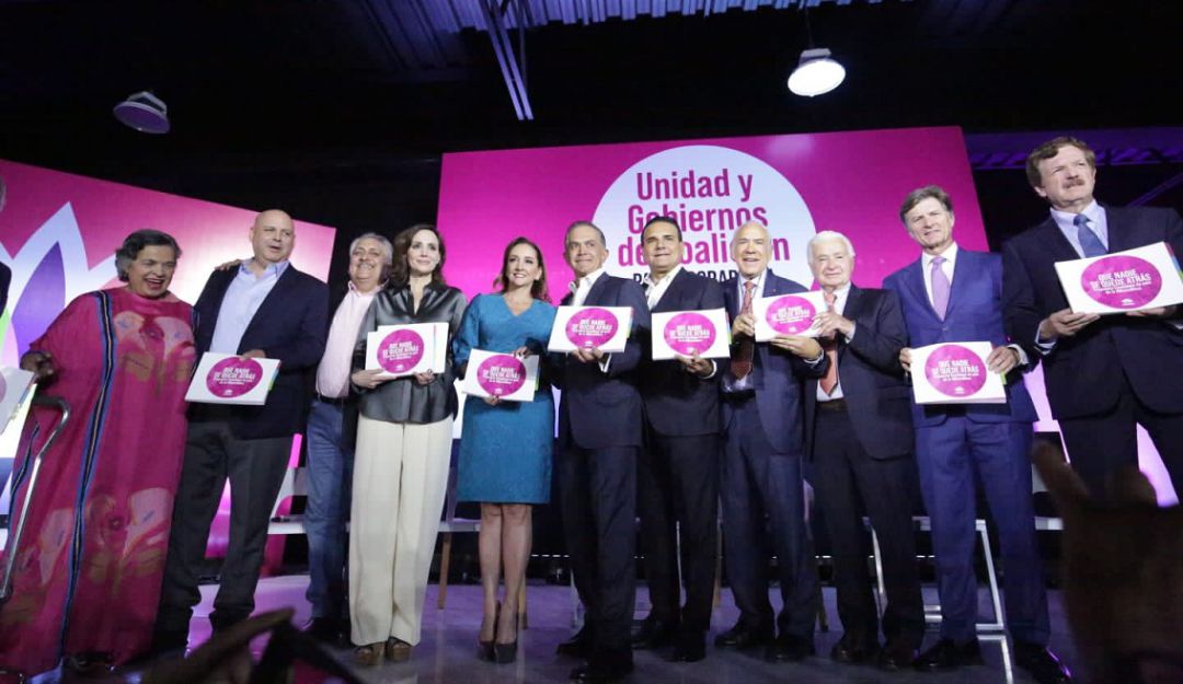 Desfilan corcholatas de la oposición en Foro Nacional W Radio Mexico