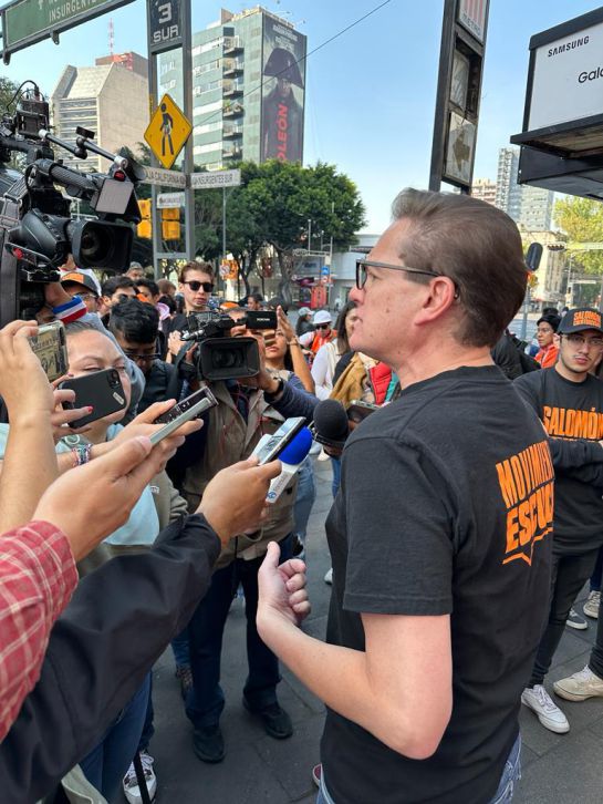 Salomón Chertorivski inicia precampaña en la CDMX Salomón Chertorivski inicia precampaña en la CDMX