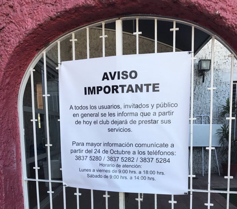 Al momento, sin quejas de trabajadores tras cierre de Chivas San Rafael |  Mexico | W Radio Mexico