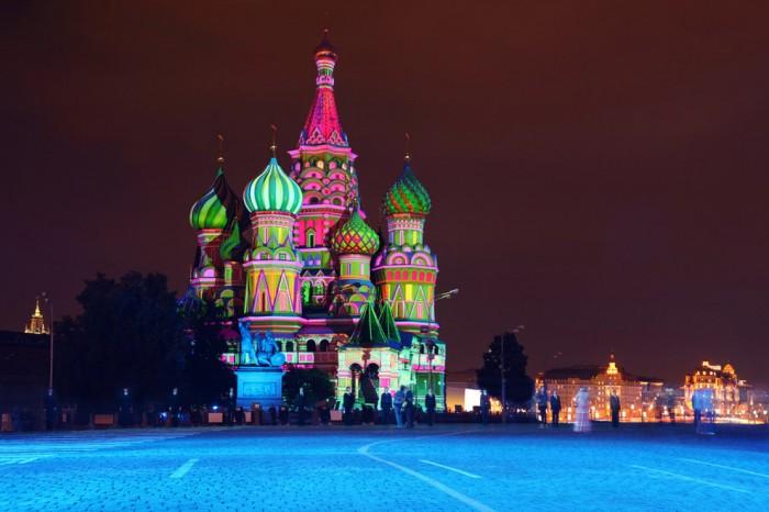 La Catedral de San Basilio en el centro de Moscú, Rusia
