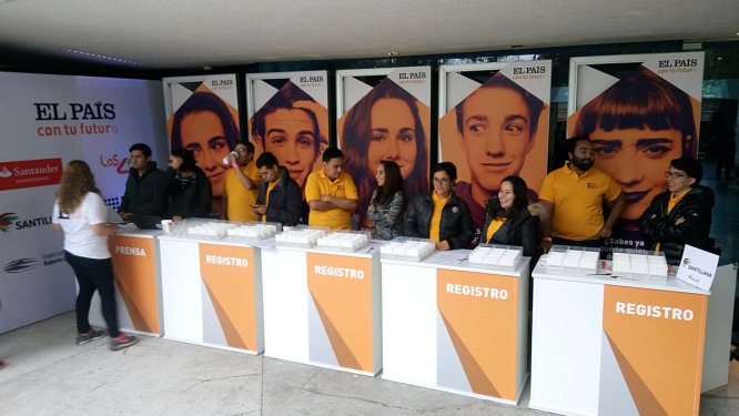 Así se vive "El País con tu futuro" Así se vive "El País con tu futuro"