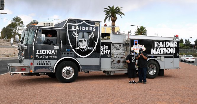 Locura en Las Vegas con la llegada de los Raiders