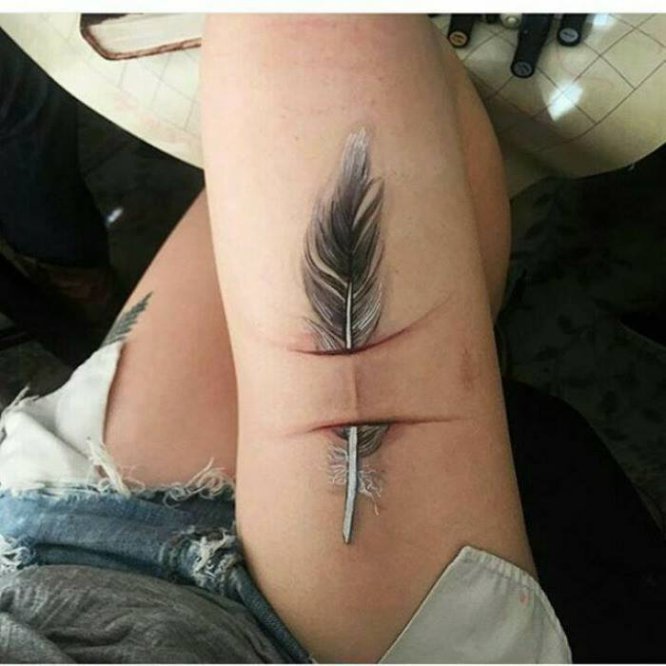 Convierten sus cicatrices en hermosos tatuajes