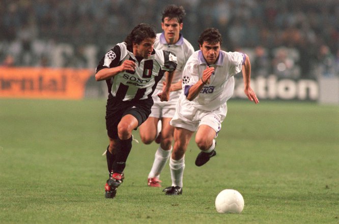 La Final de la Champions League entre Real Madrid y Juventus en 1998 La Final de la Champions League entre Real Madrid y Juventus en 1998