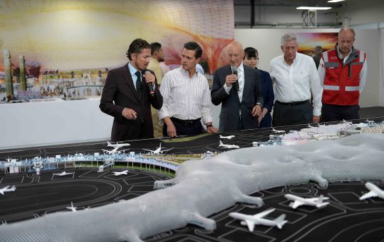 Piloto pide a AMLO que se construya el aeropuerto en Texcoco