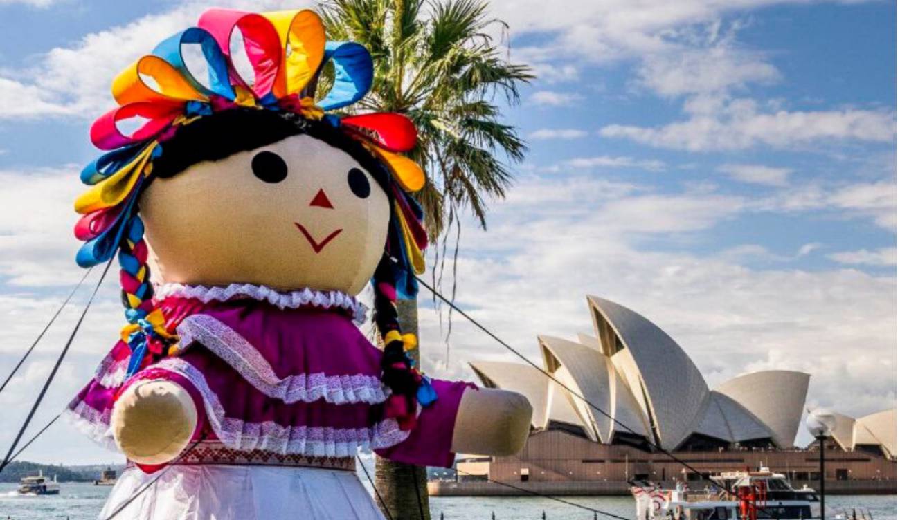 muñeca mexicana gigante