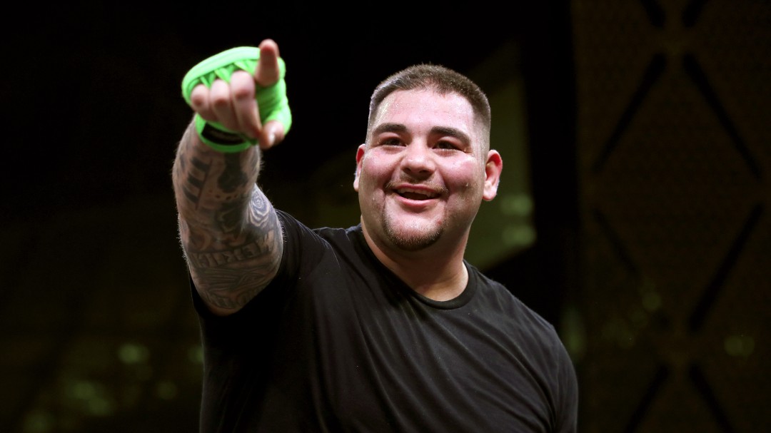 Andy Ruiz regresa a entrenar tras perder sus titulos mundiales