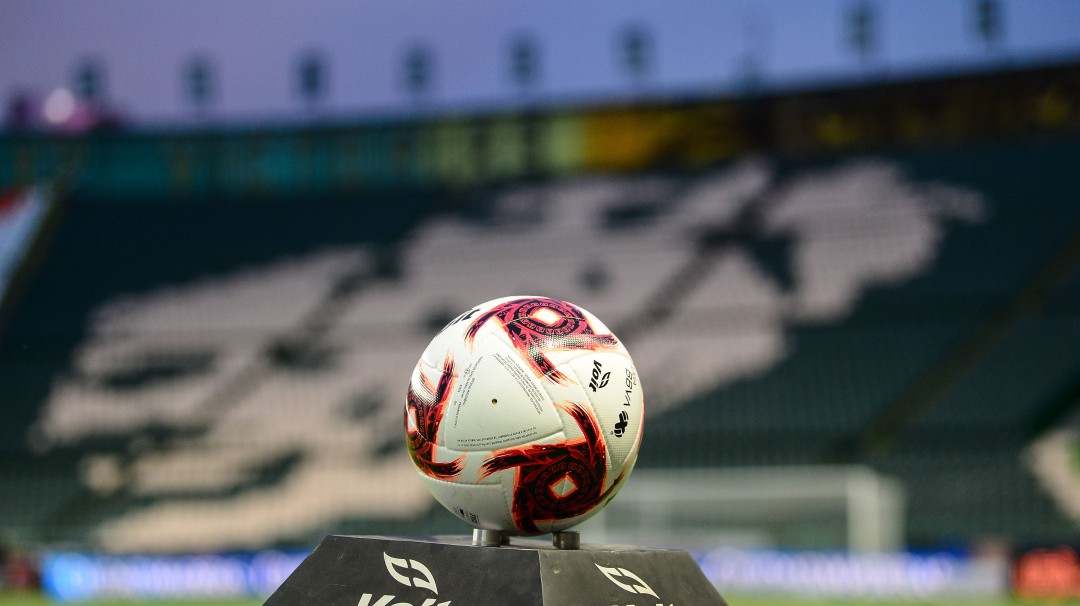 Hugo López Gatell recomienda que regrese el futbol a puerta cerrada