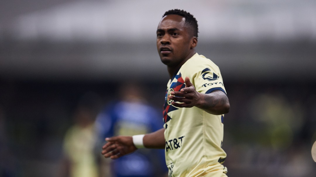 Renato Ibarra no entrenó con el América y su futuro es incierto