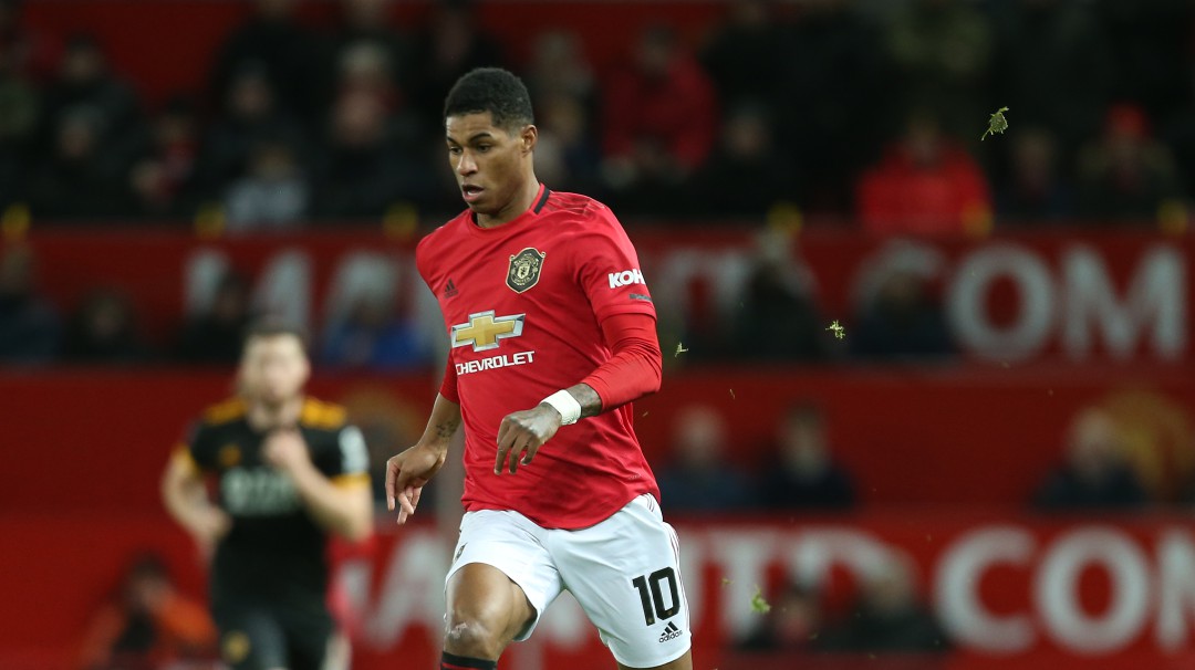 El futbolista del Manchester United que se convirtió en un héroe