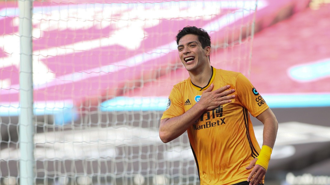 Raúl Jiménez marcó en la victoria del Wolverhampton