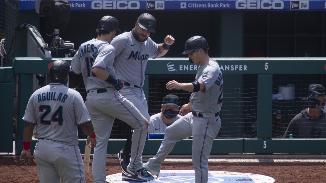 MLB: Alerta en las Grandes Ligas por 14 casos de Covid-19 en los Marlins