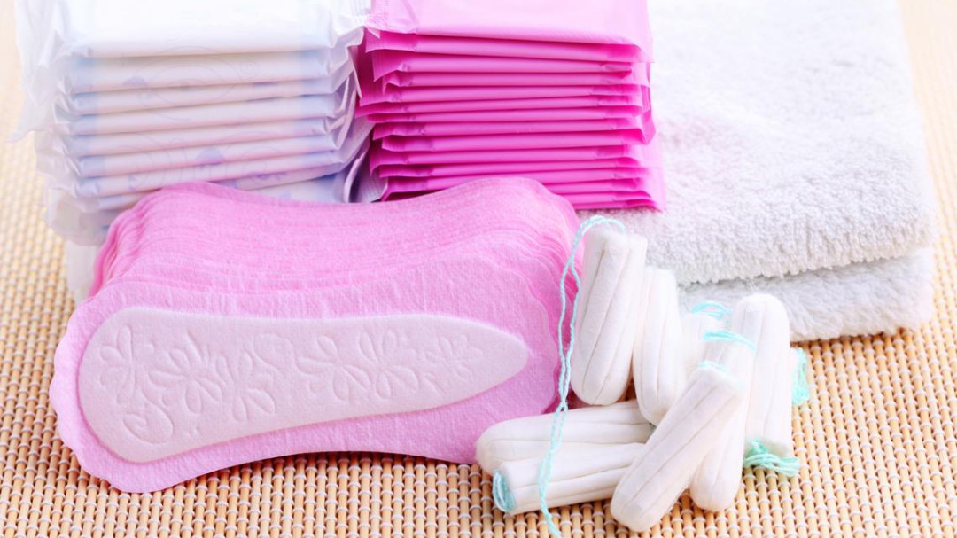 Diputadas proponen eliminar el IVA a toallas femeninas y tampones