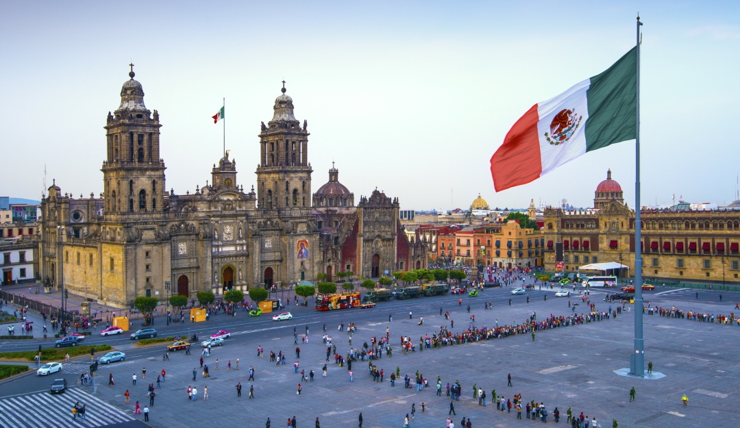 Historia para principiantes: La conquista de México | Martha Debayle | W  Radio Mexico