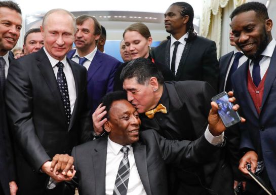 El día que Pelé le cantó a Diego Maradona en La Noche del 10, #Pele