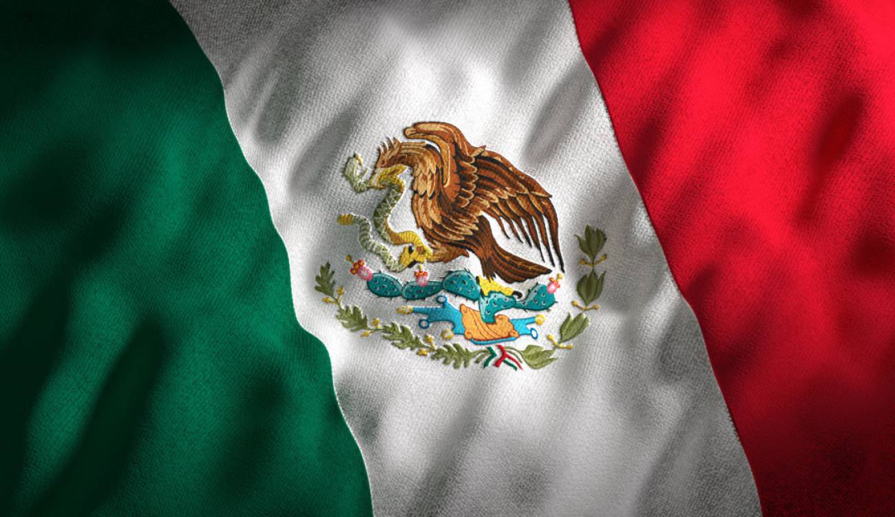Lo que no sabías de la bandera mexicana | Martha Debayle | W Radio Mexico