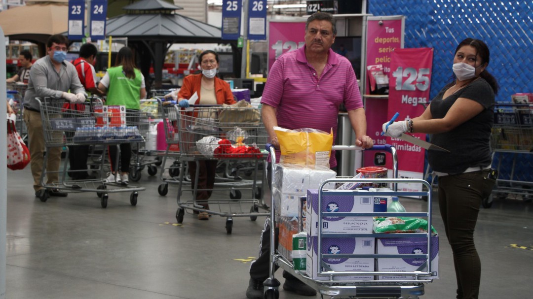 ¿Te revisan tus Tickets de compra al salir del súper? Así te protege la ley