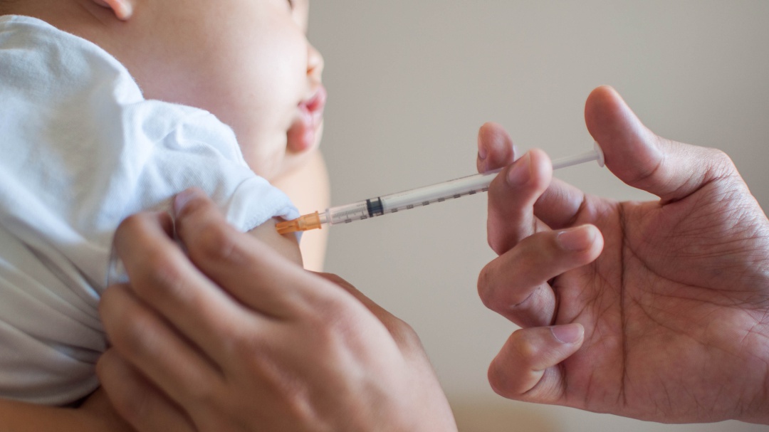 Tuberculosis y sarampión, riesgo latente por falta de vacunas