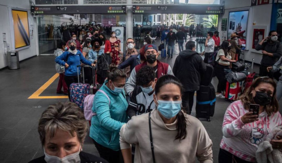 Estamos en un escenario combinado de la pandemia: Dr. Mauricio ...