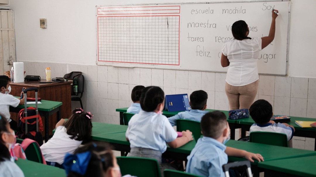 Presenta SEP lista de útiles escolares para educación básica